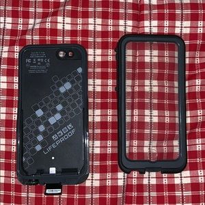 Life proof charging case